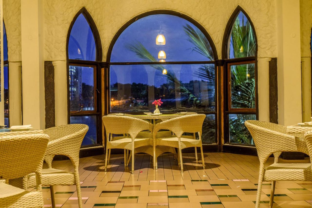 Cityblue Creekside Hotel & Suites Момбаса Екстериор снимка